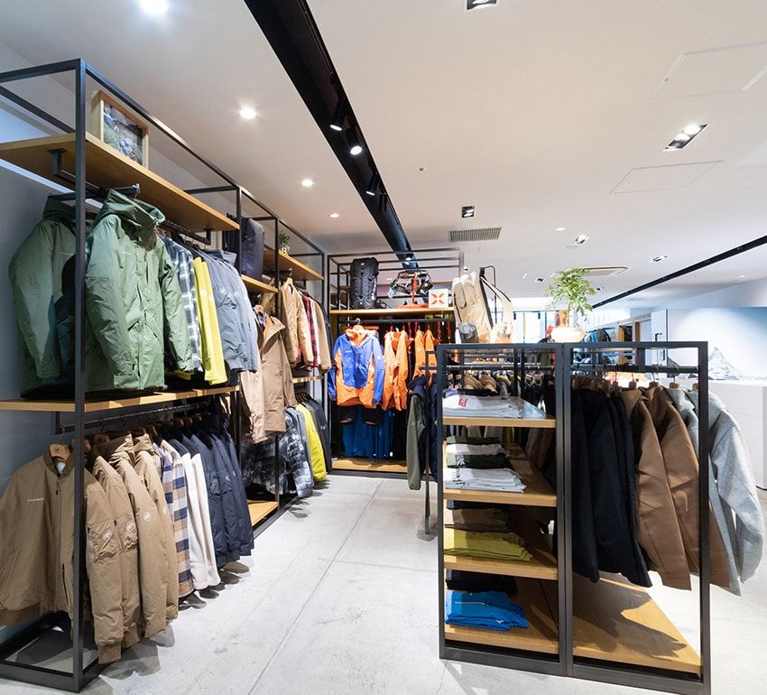 関東初展開の特別スペースも！まるで“ヒュッテ”な「マムート KITTE丸の内」オープン - 18枚目の画像