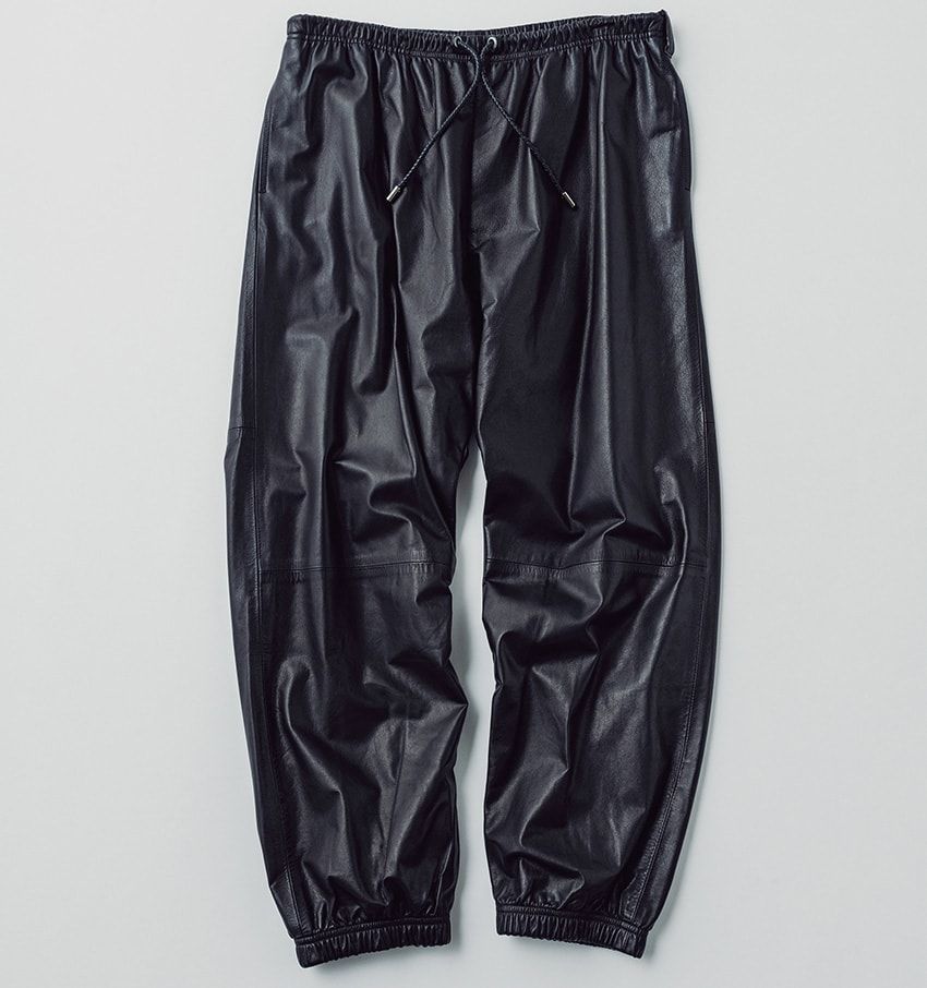 レザーパンツで洒落るには“可愛げ”のある服と合わせればOK！ギャップを狙って脱・アメカジ - 5枚目の画像