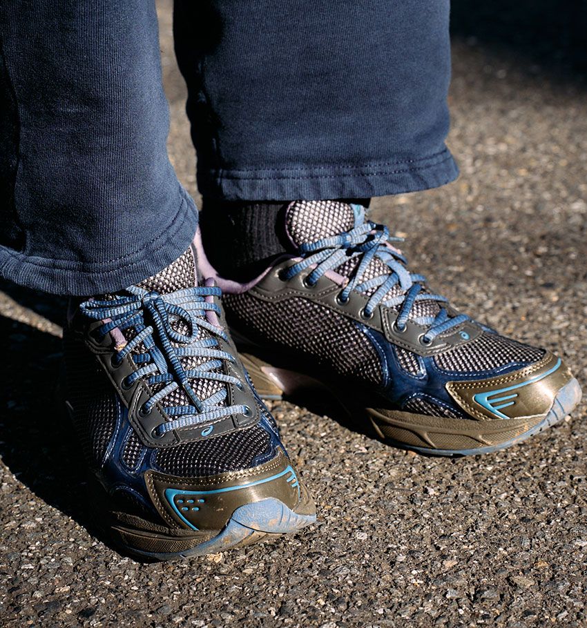 今、大人が履きたい「アシックス」。ランシューを見事街に溶け込ませた3名をスナップで - 6枚目の画像