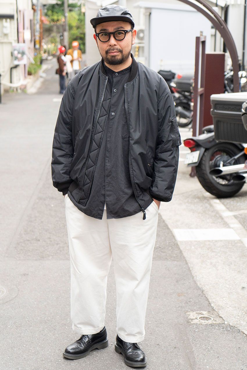 「なぜこの人はシンプルなのに格好いいの？」サイズ感や小物選びに見る“隠れた秘密”とは - 1枚目の画像