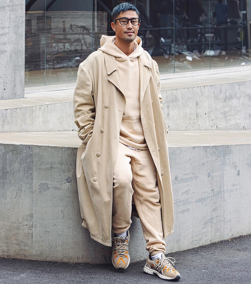 地味になりがちな冬のワントーンコーデは「ベージュ」を選べ！新鮮で