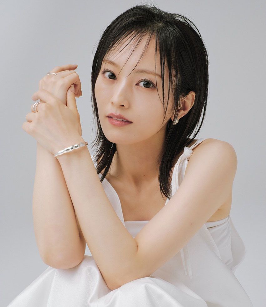 自分へのご褒美は「ラーメンの替え玉」。山本彩の意外な素顔と素敵すぎる仕事観 - 4枚目の画像