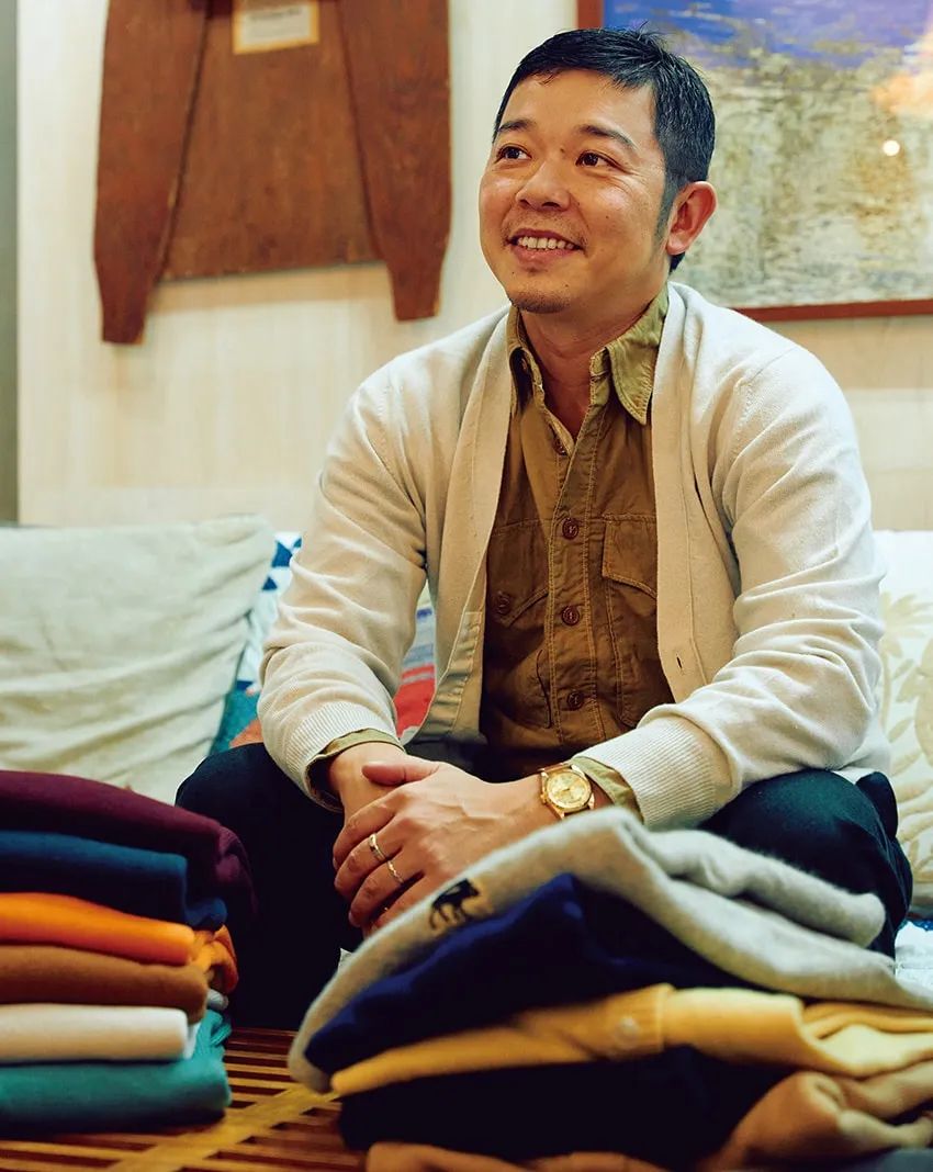 最高のスウェット&ニットはコレ！5者5様の選びの視点は……ストレスフリー、ネイビーカラーetc. - 3枚目の画像