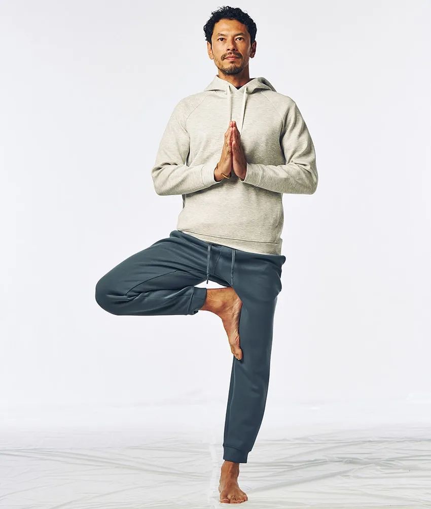 最高のスウェット&ニットはコレ！5者5様の選びの視点は……ストレスフリー、ネイビーカラーetc. - 7枚目の画像