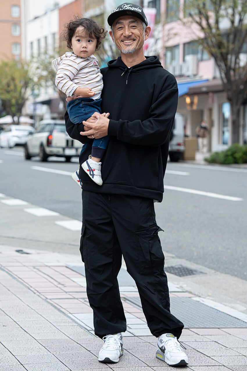 【30〜40代】もう「パーカおじさん」とは言わせない！カッコよすぎる父親たちの解決法 - 9枚目の画像