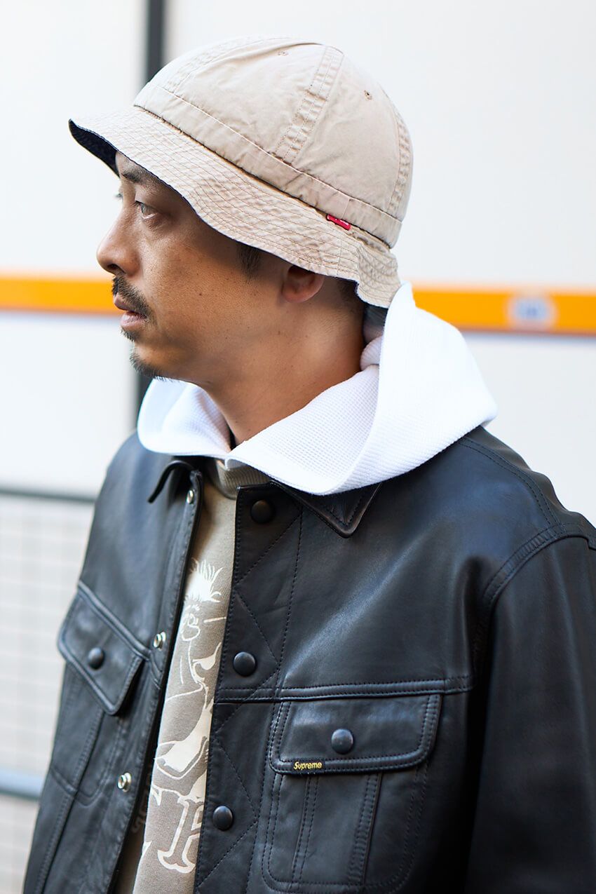 40代の洒落者たちに学ぶ“シュプリーム攻略法”！ポイントは「定番アイテムとの置き換え」 - 4枚目の画像