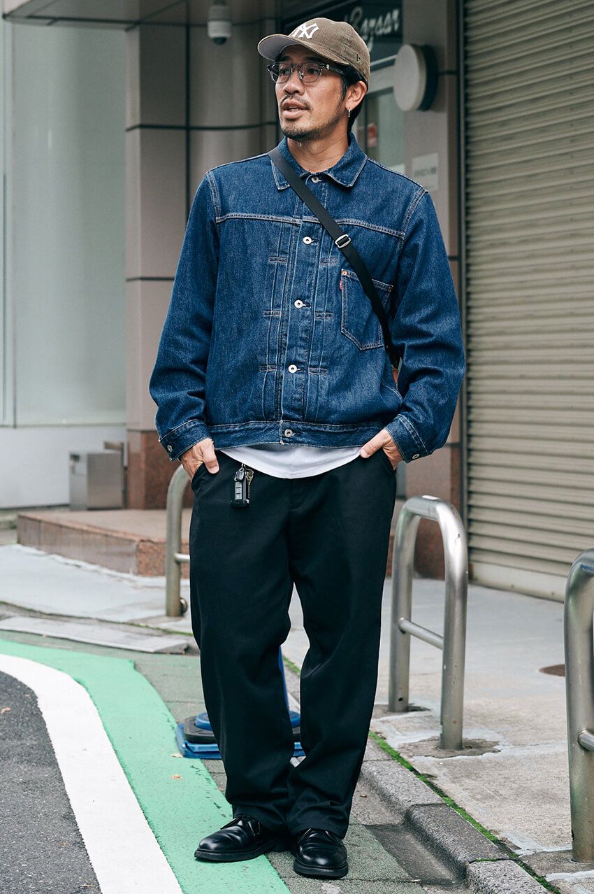 「リーバイス」のGジャンが一気に洒落る！ “スラックス×革靴”で格上げした3人のスタイルサンプル   - 6枚目の画像