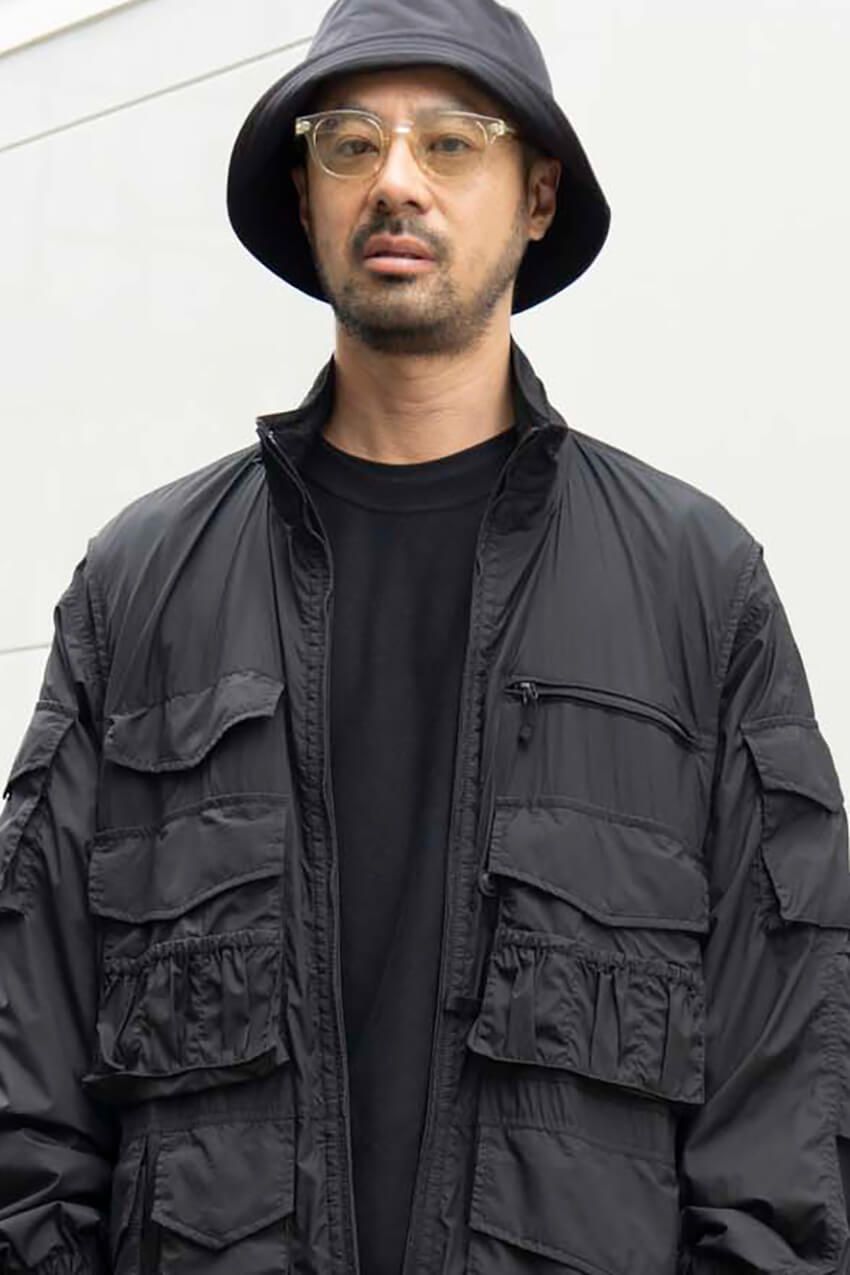 今季の主流は「コスパ服MIX」。アウトドア服を“オールブラック”で楽しむ街角の3人 - 3枚目の画像