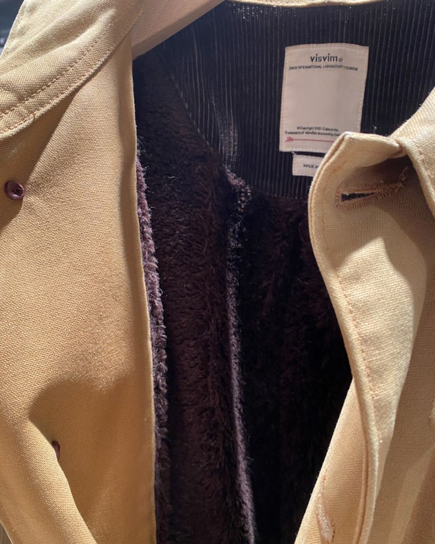 セレクトショップPRの本気愛用アウター。ビスビムのコート、マーモットのダウンの着用例をスナップ - 3枚目の画像