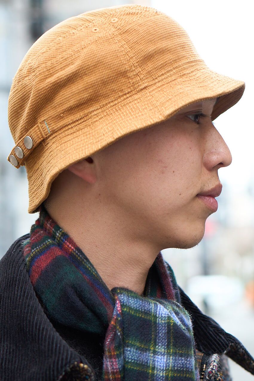 冬の街角で見つけた“大人バケハ”をパパラッチ！ 30代、40代の愛用品と被り方 - 2枚目の画像