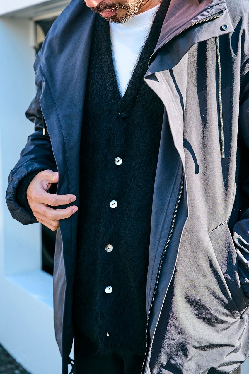 アウター選び、迷ったときの「オーラリー」。4人のスナップが“いい感じ”に見える証拠なり - 5枚目の画像