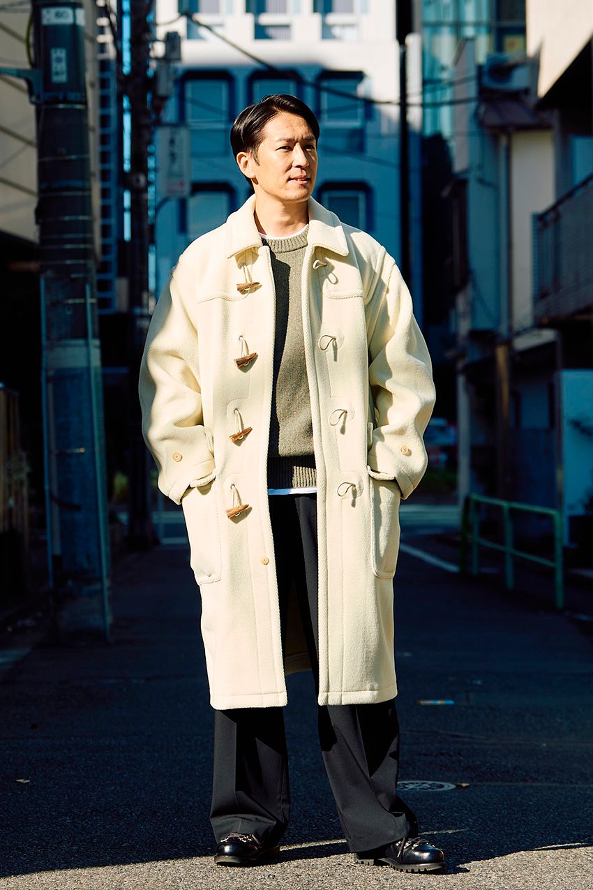 アウター選び、迷ったときの「オーラリー」。4人のスナップが“いい感じ”に見える証拠なり - 7枚目の画像