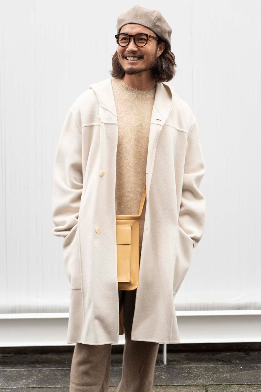 アウター選び、迷ったときの「オーラリー」。4人のスナップが“いい感じ”に見える証拠なり - 12枚目の画像