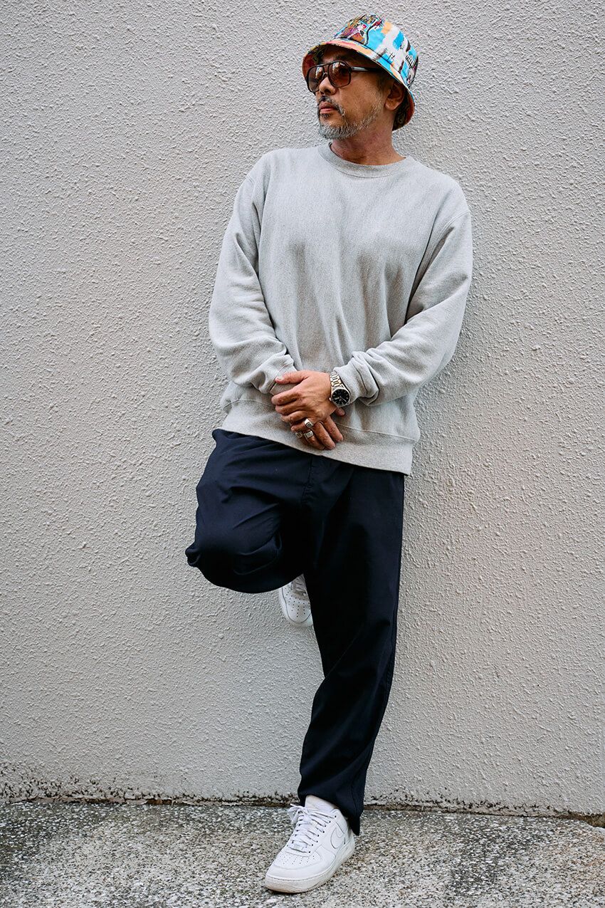 ラクして洒落るパンツの代表格"シャカパン"の着こなし。街角のリアルをスナップ調査 - 4枚目の画像