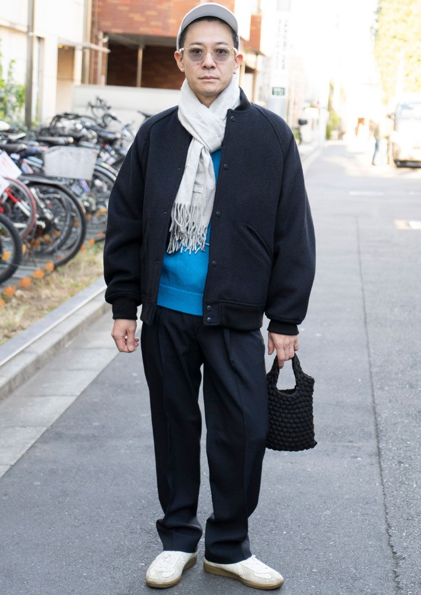 ダークトーンな冬服は“派手色インナー”で味変が正解！街の洒落者3名の好サンプル - 2枚目の画像