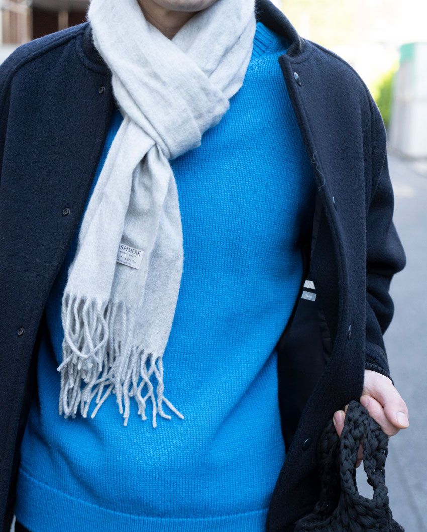 ダークトーンな冬服は“派手色インナー”で味変が正解！街の洒落者3名の好サンプル - 1枚目の画像