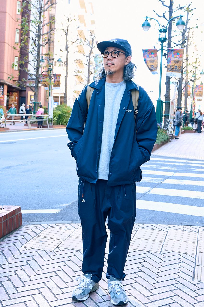 【ネイビーコーデ10選】スポーティにもエレガントにも見えるネイビースタイル・サンプルをスナップで - 18枚目の画像