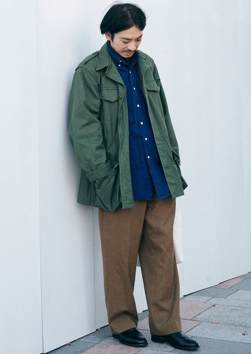 永世定番「ラルフ」の青シャツはインナーでも大活躍！ 3者3様のレイヤード術をスナップから - 2枚目の画像