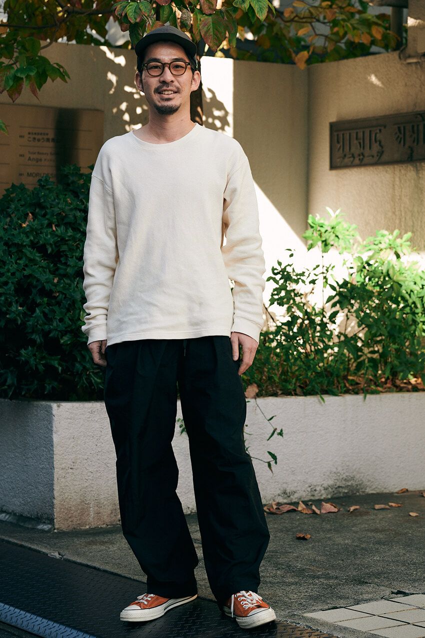 「コンバース」が人気完全復活！ 街角スナップ10選に見るローテク賢者の足元事情 - 7枚目の画像