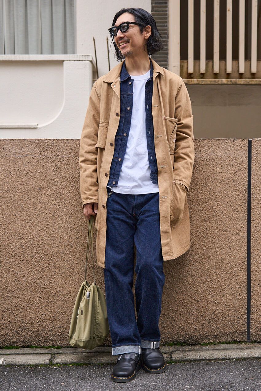 冬のインナーは“デニムジャケット”で深みをプラス！三者三様のレイヤードテクをスナップで - 4枚目の画像