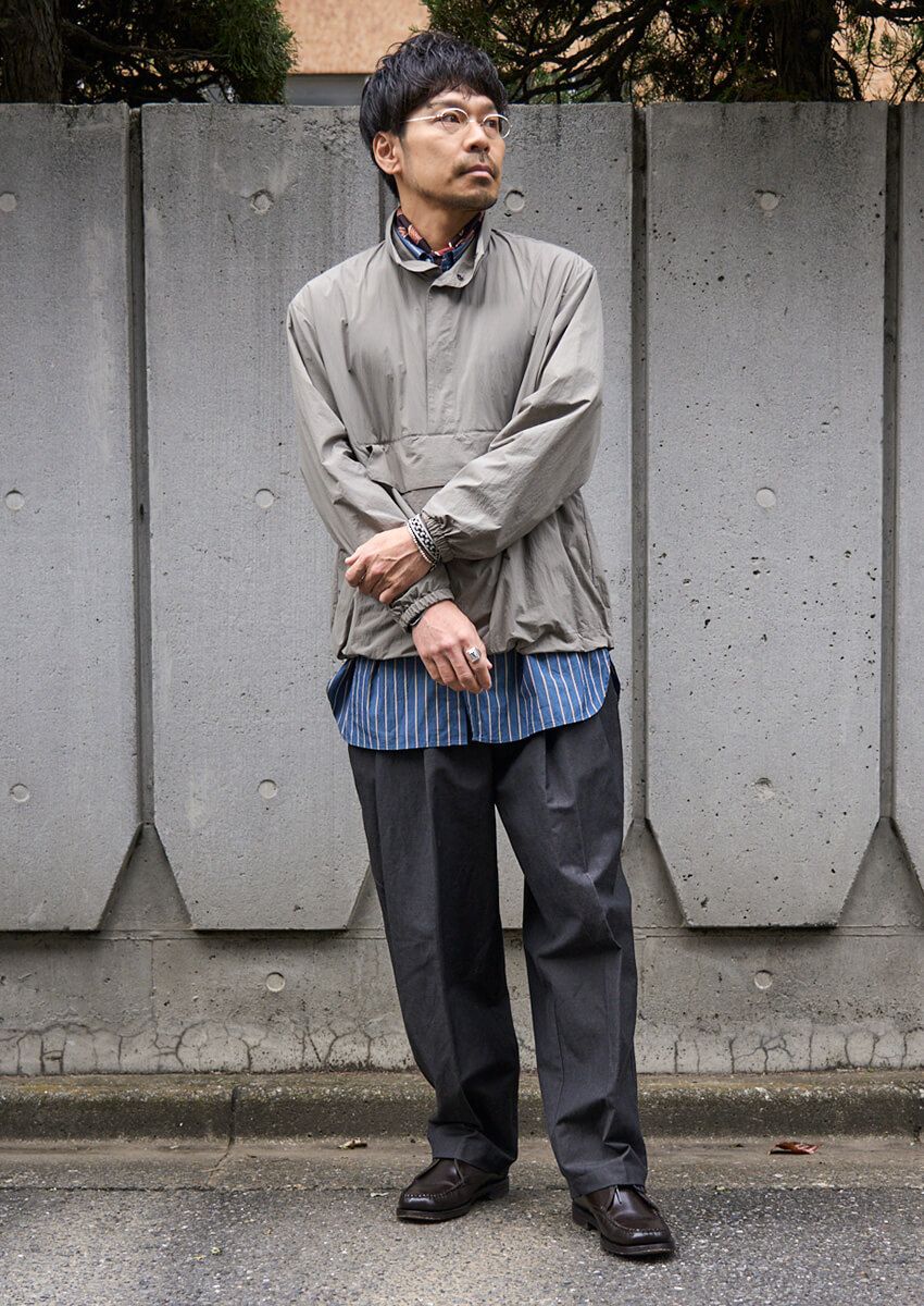 【35歳以上のシャツコーデ】冬も頼りたい“青いストライプ”！レイヤードの成功例3選 - 7枚目の画像