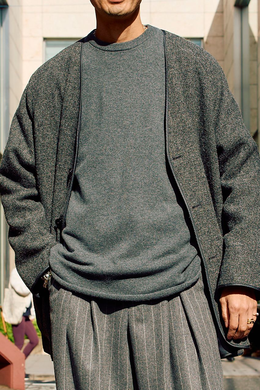 「無地ニットなんて、どれも一緒でしょ？」はNG！洒落てる人こそ、実は良いブランドを着ている説を検証 - 7枚目の画像