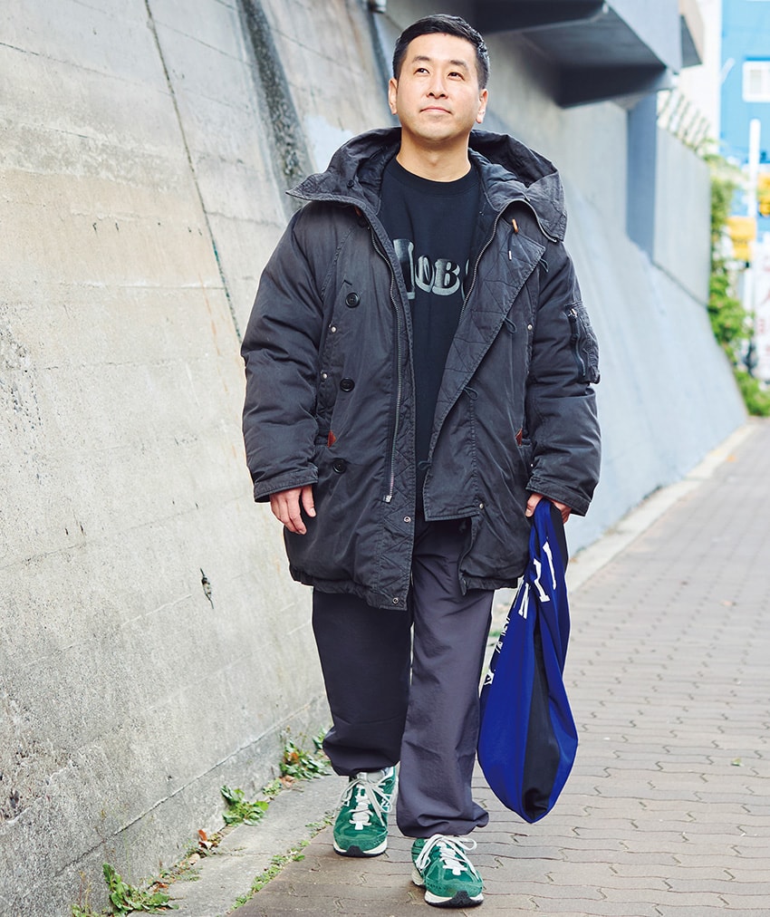 ダウンの本命はフラットタイプ！街角人気はボリュームを抑えた