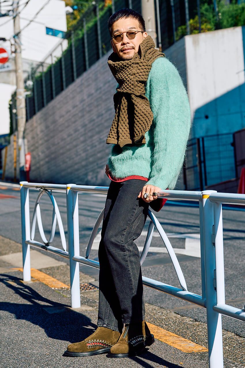 “ブラック＆ゆったりめ”の「550」と「シルバータブ」が高支持率！リーバイス好きの3人をスナップで - 2枚目の画像