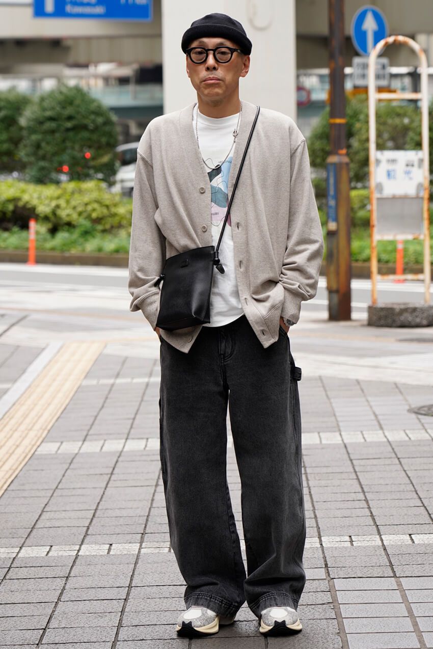 “不真面目に着る”が正解！大人の余裕を醸す「カーディガン」コーデをスナップでチェック - 4枚目の画像