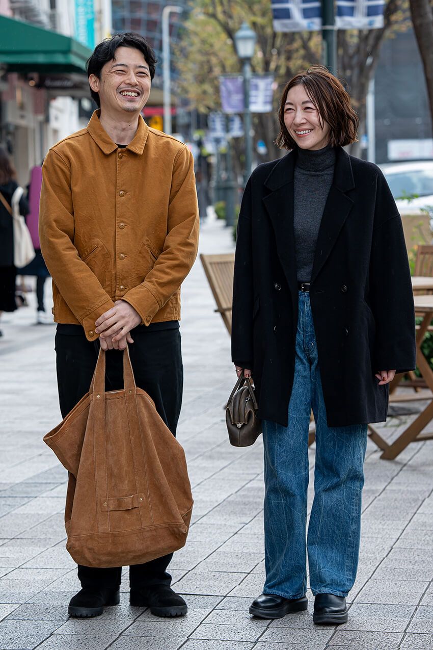 レザーバッグは断然「ブラウン派」。”大人の渋み”を味方につけた3人をスナップでチェック - 5枚目の画像