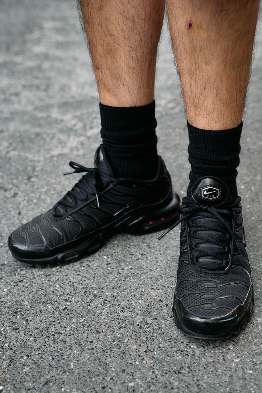 Gジャンはブラック派の大人たち。モノトーン、セットアップ……3名の好サンプルをスナップで - 6枚目の画像