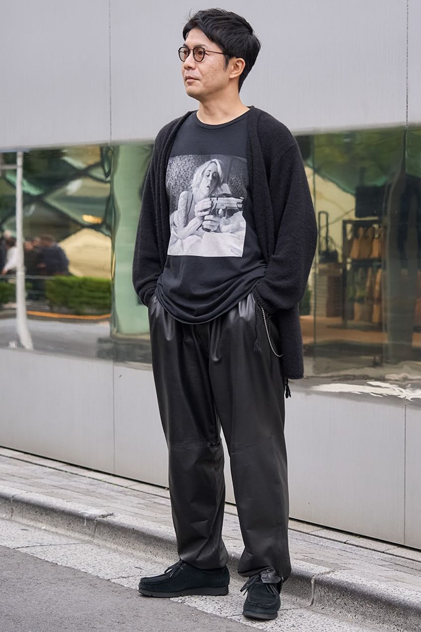 春も“黒カーディガン”があればいい！ 1枚羽織るだけで落ち着きを手に入れた3名 - 2枚目の画像