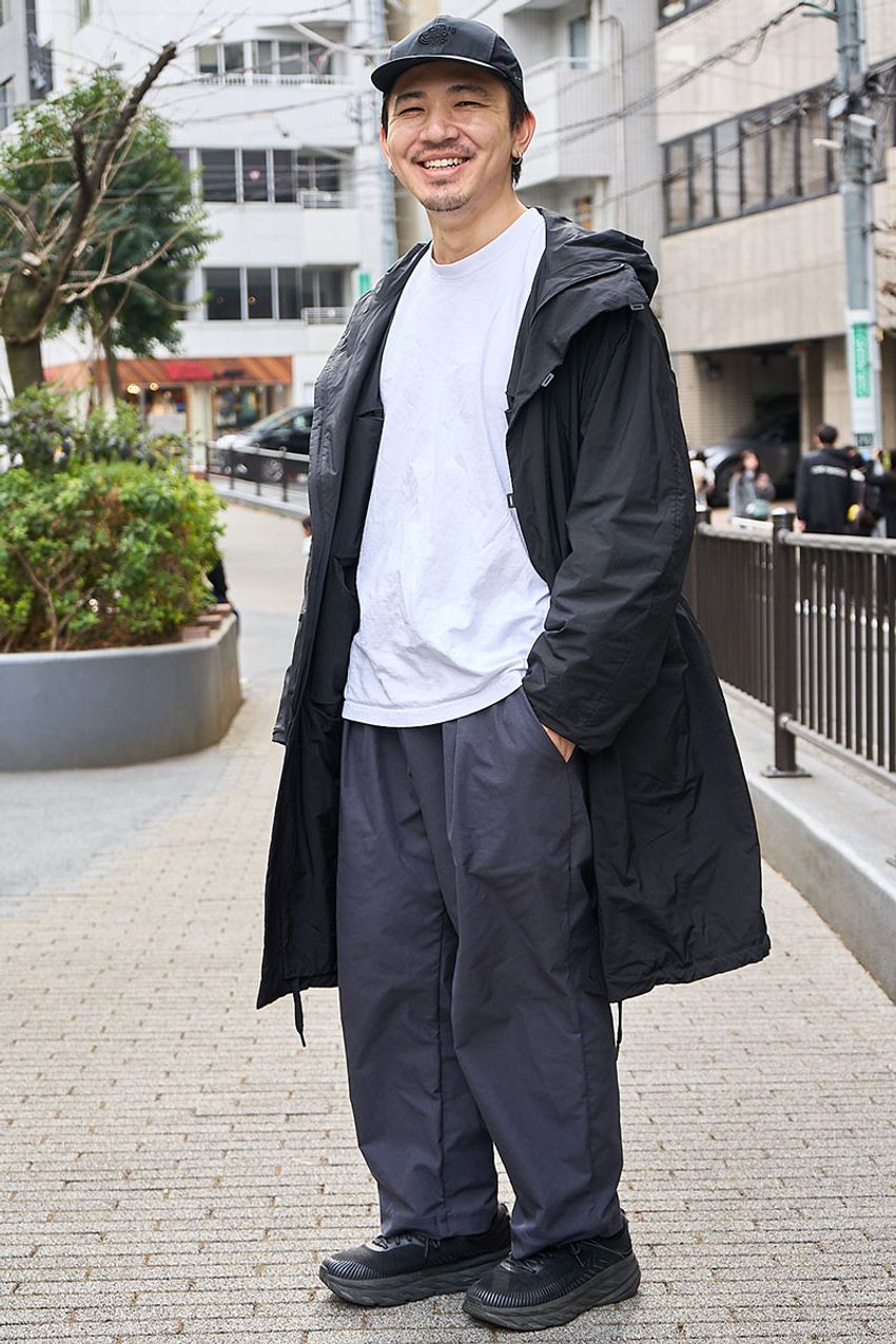 この春、Tシャツにさらっと1枚羽織るなら“何アウター”？ エルメス、バブアーetc. - 2枚目の画像