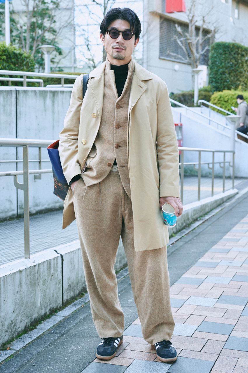 俺たちやっぱり“ワイドパンツ”派！細身パンツ人気を二分する今っぽい着こなしを街角スナップで - 8枚目の画像