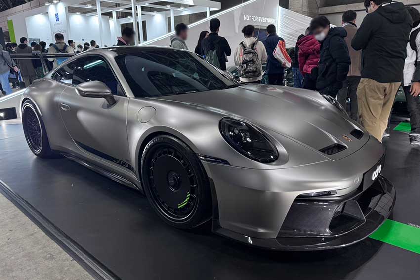 モノトーンのランクル、クラシックなゲレンデ……東京オートサロン2025で