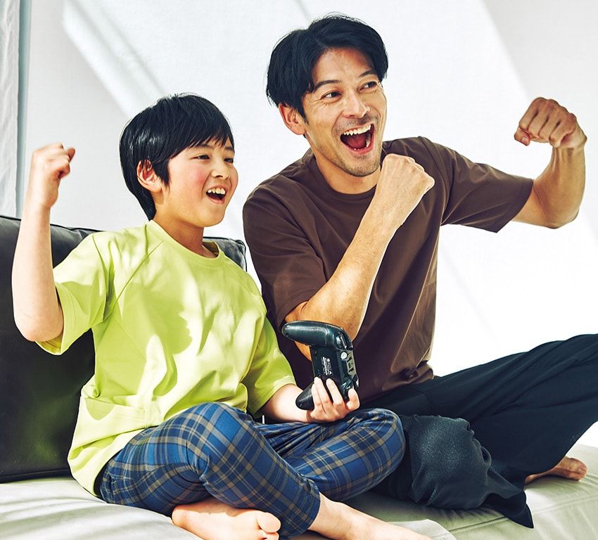 ［D］＋［E］。［D］プラスガード半袖Tシャツ1280円、［E］ブリーズフロー™超通気パンツ1780円／ともにワークマン