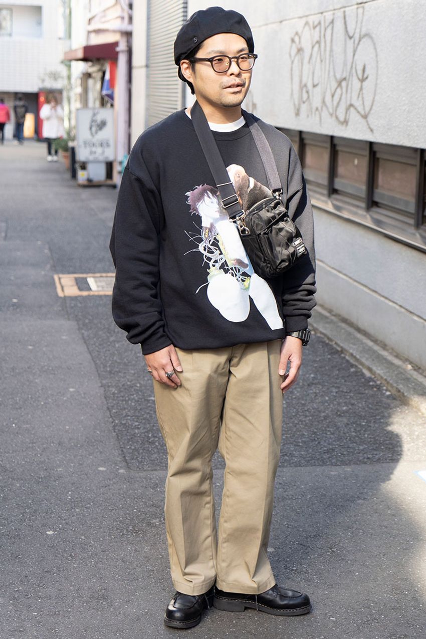 永世定番・ベージュの「チノパン」をはきこなす3人をスナップ！レッドキャップ、ディッキーズetc. - 9枚目の画像