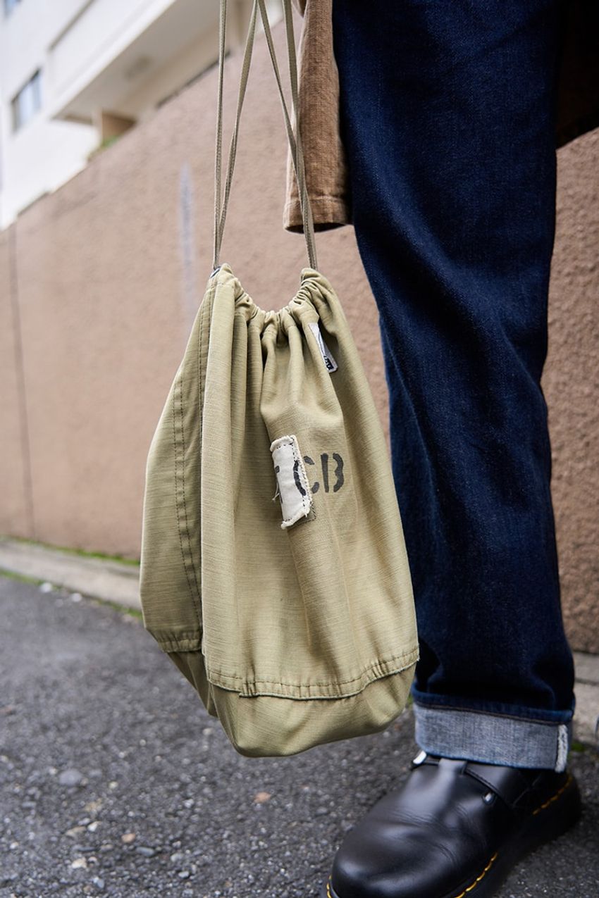 春アウターはベージュ”を推薦！ 街角スナップからコーデ上手3名を厳選 - 6枚目の画像