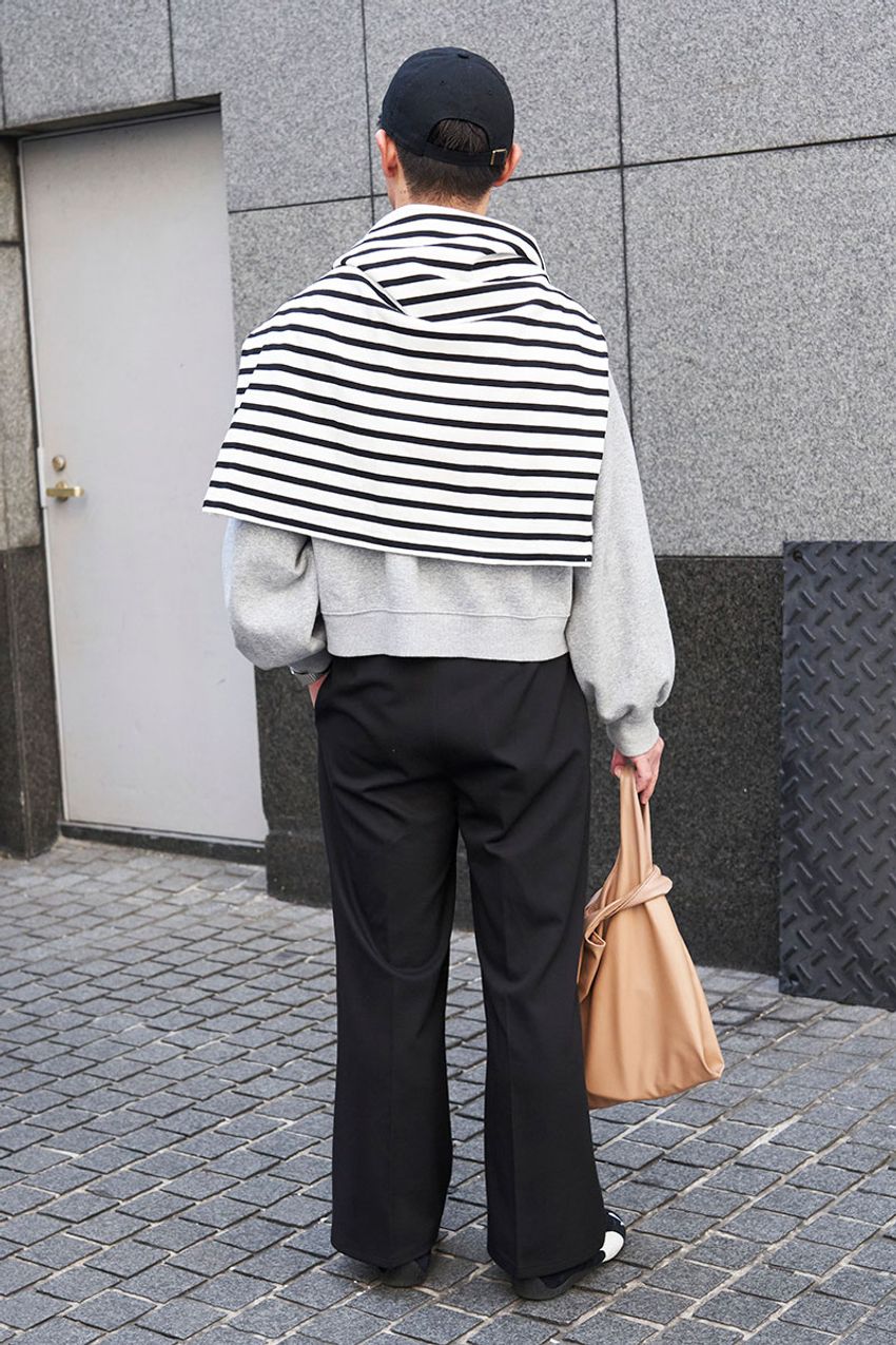 春の“重ね着上手”を招集！洒落者3名が実践したノーカラー合わせ、白Tの裾出しetc. - 9枚目の画像