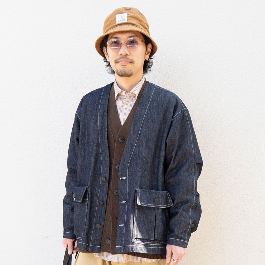 春の“重ね着上手”を招集！洒落者3名が実践したノーカラー合わせ、白Tの裾出しetc. - 1枚目の画像