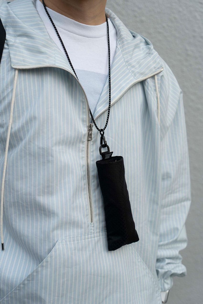 春の“ハーフジップ”、みんなどう着てる？実用的なレトロテイストが街中で高支持率だった - 3枚目の画像