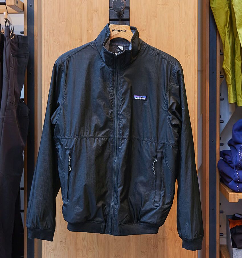 「メンズ・リバーシブル・シェルド・マイクロディニ・ジャケット」3万250円/パタゴニア(パタゴニア日本支社 カスタマーサービス 0800-8887-447)