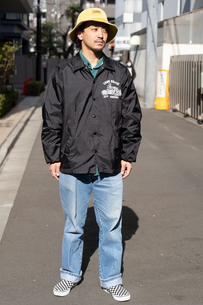 “コーチジャケット”はどんなスタイルにも合う！3人に見るそれぞれの楽しみ方 - 2枚目の画像