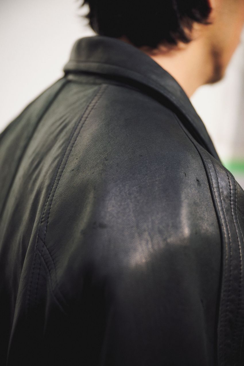 「19SO」鈴木真悟さんのプライベートに突撃パパラッチ！リアル私服はレザー古着、Gジャンetc. - 27枚目の画像