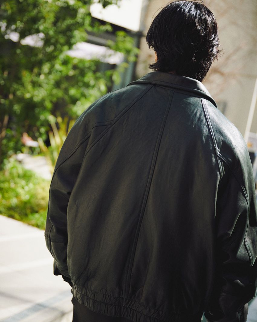 「19SO」鈴木真悟さんのプライベートに突撃パパラッチ！リアル私服はレザー古着、Gジャンetc. - 2枚目の画像