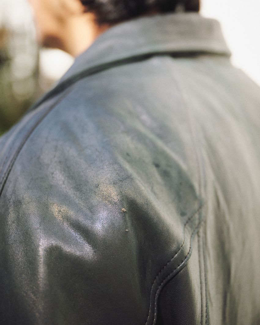 「19SO」鈴木真悟さんのプライベートに突撃パパラッチ！リアル私服はレザー古着、Gジャンetc. - 6枚目の画像