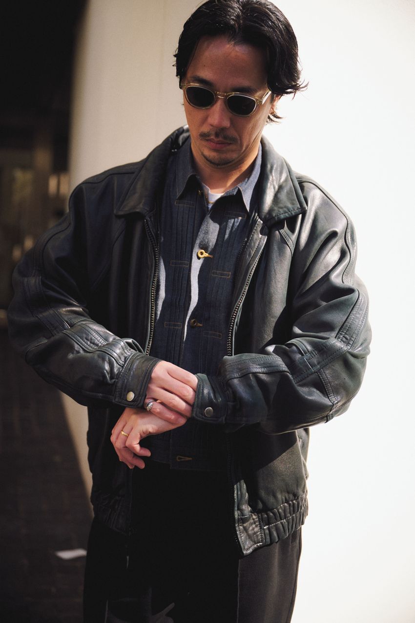 「19SO」鈴木真悟さんのプライベートに突撃パパラッチ！リアル私服はレザー古着、Gジャンetc. - 22枚目の画像