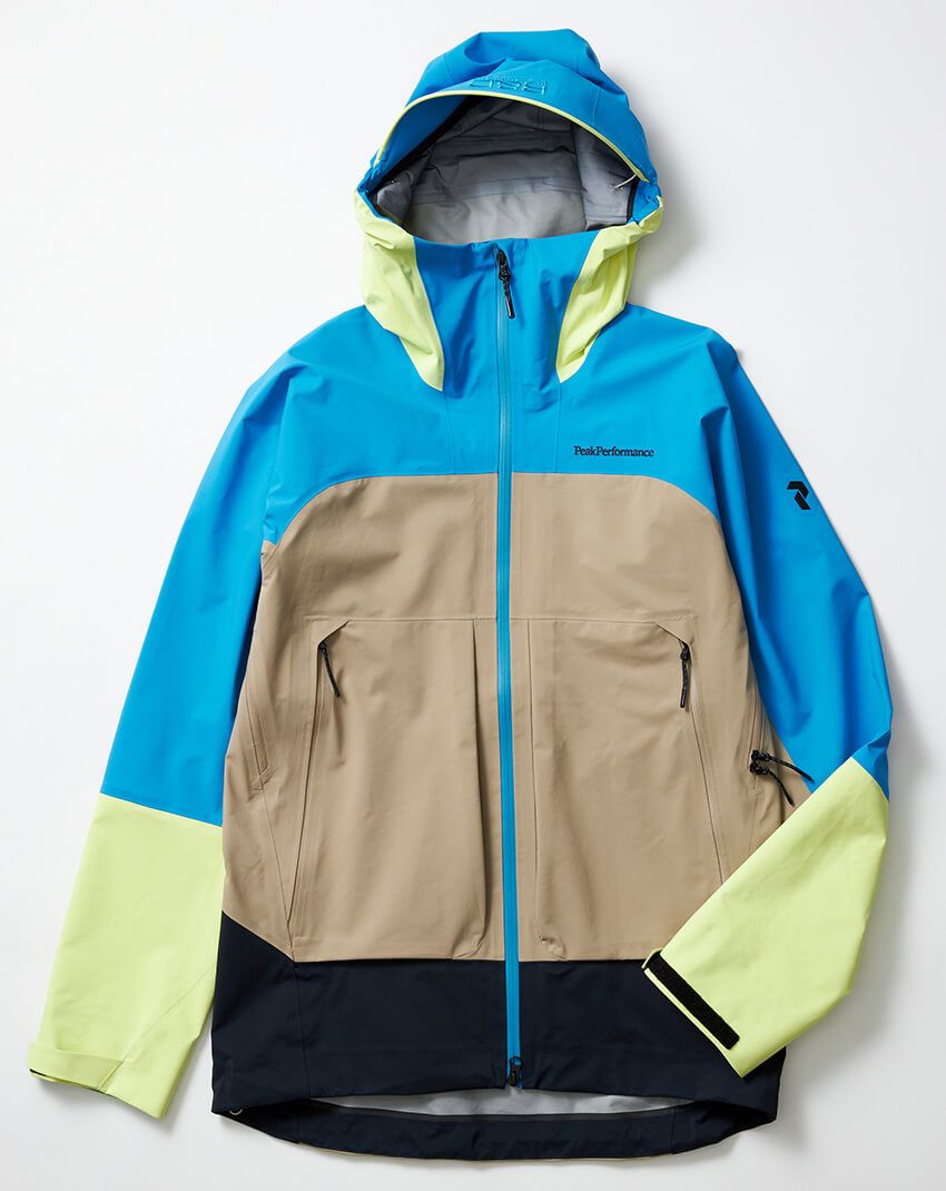 ジャケット8万6900円／ピークパフォーマンス