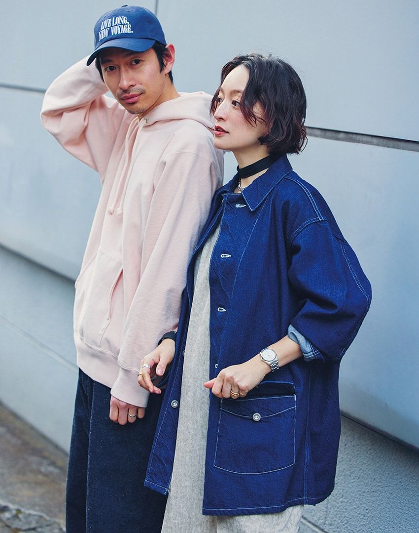 デニムで自然体なリンクコーデ。モデル 安井達郎さん夫婦が実践する“さりげない一体感”の秘訣 - 3枚目の画像