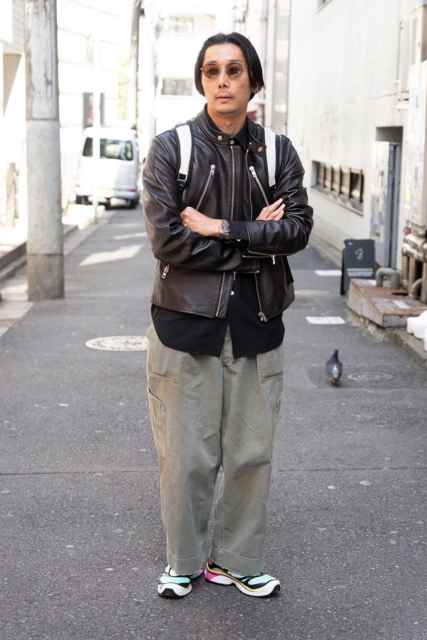 お洒落な人たちが最近はいてる「アプレッセ」。街角の3名の愛用パンツ＆着こなし - 2枚目の画像